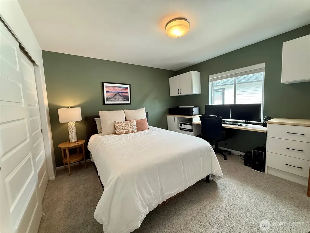 14979 Olympic Loop E Bonney Lake WA 98391
