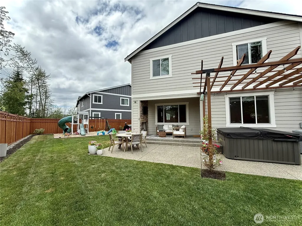 14979 Olympic Loop E Bonney Lake WA 98391