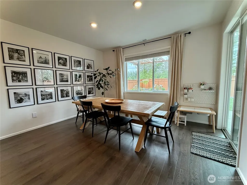 14979 Olympic Loop E Bonney Lake WA 98391