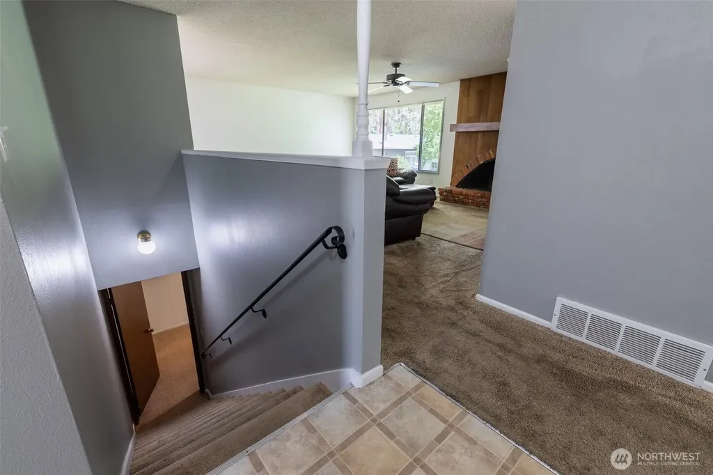 5211 W Myrtlewood Court Spokane WA 99208