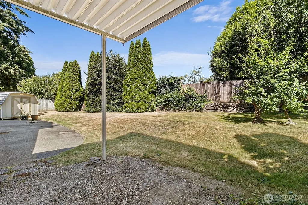 25312 45th Avenue S Kent WA 98032