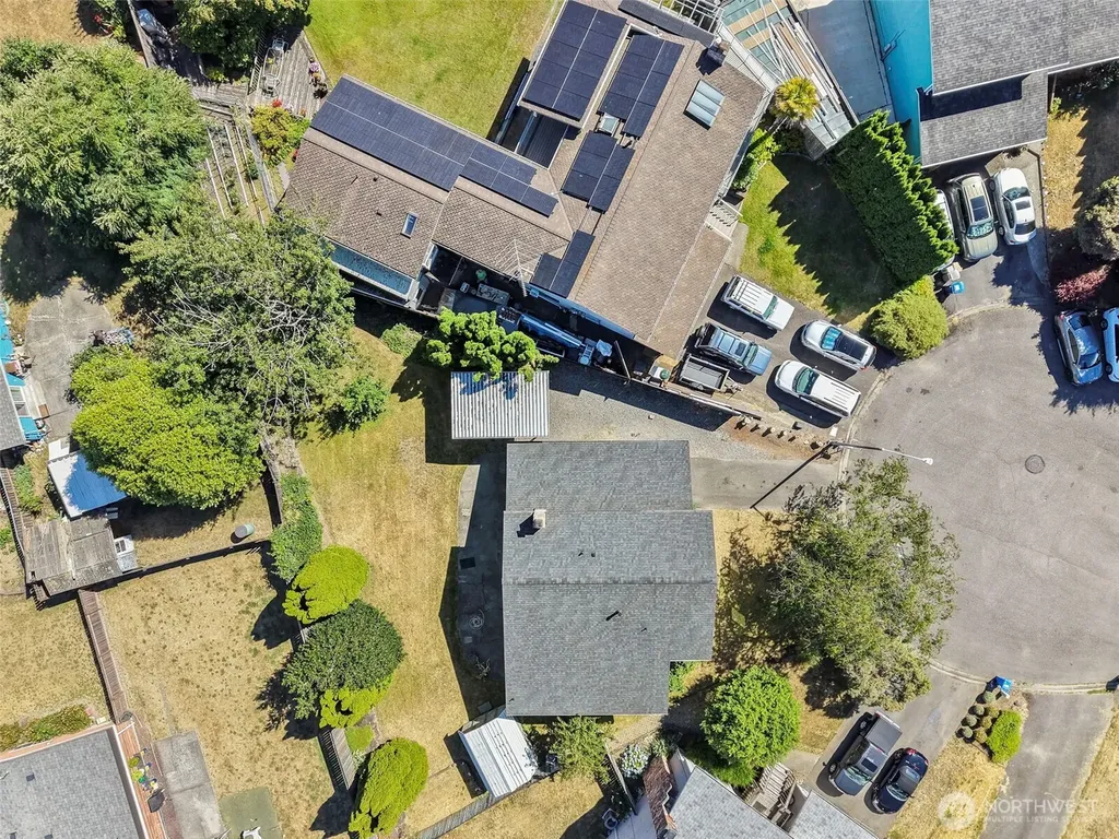 25312 45th Avenue S Kent WA 98032