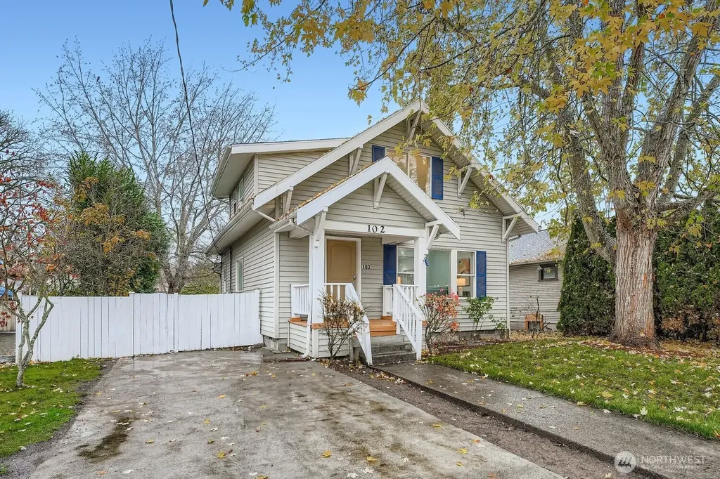 102 N Street NE Auburn WA 98002