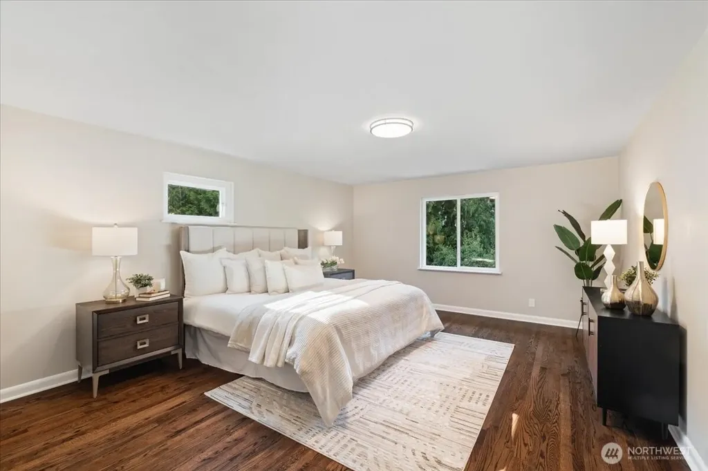 15705 84th Avenue NE Kenmore WA 98028