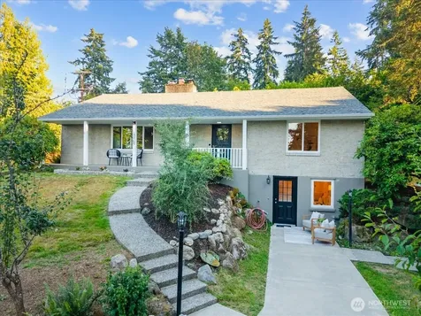 15705 84th Avenue NE Kenmore WA 98028