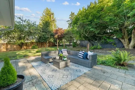 15705 84th Avenue NE Kenmore WA 98028