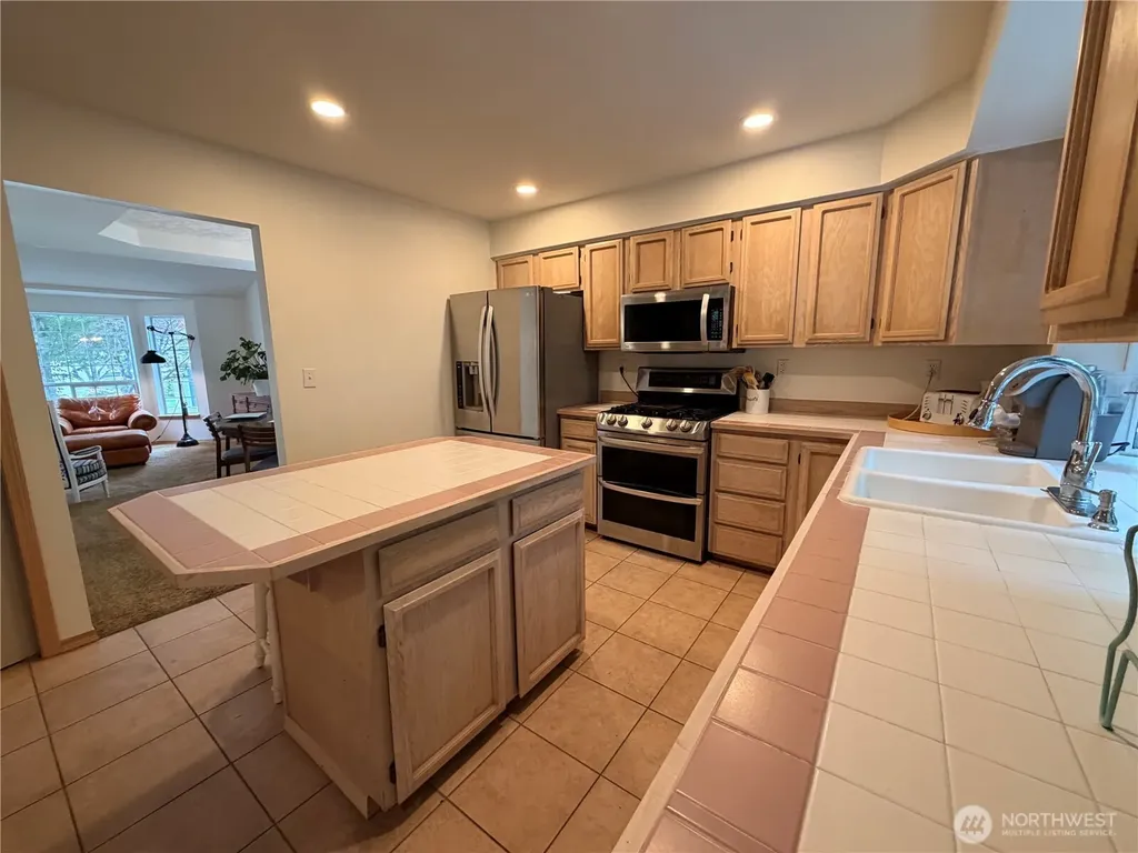 24505 229th Court SE Maple Valley WA 98038