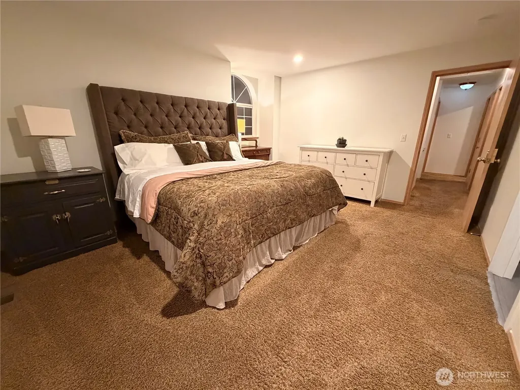 24505 229th Court SE Maple Valley WA 98038