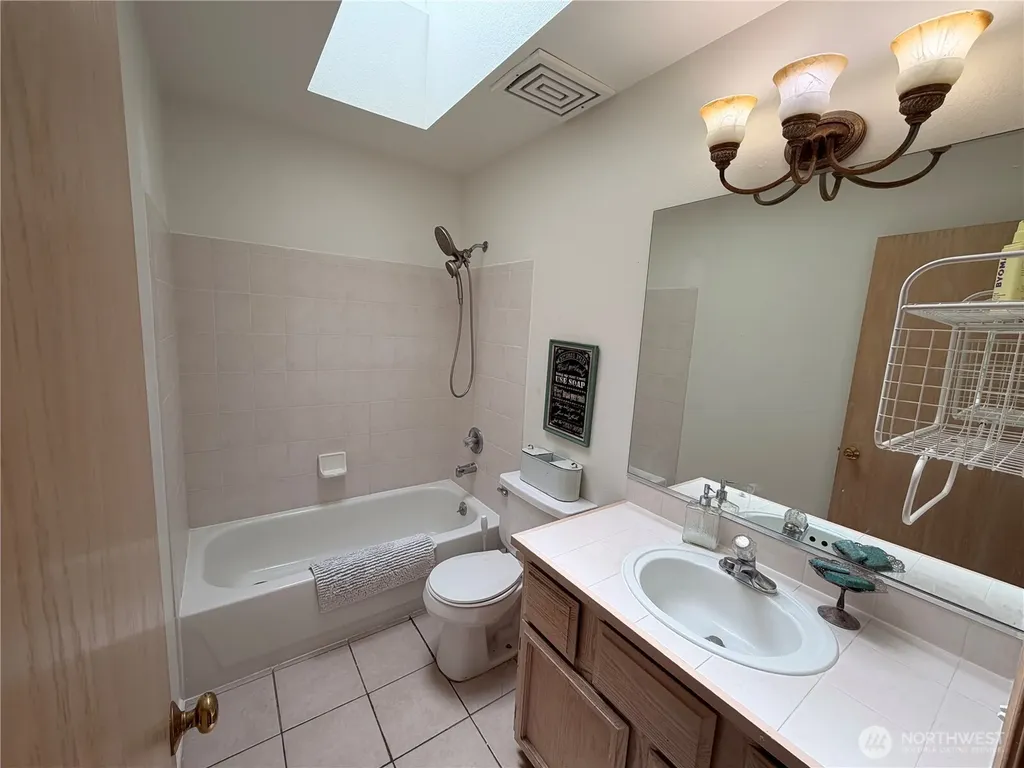 24505 229th Court SE Maple Valley WA 98038