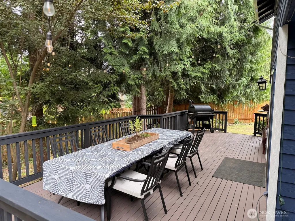 24505 229th Court SE Maple Valley WA 98038