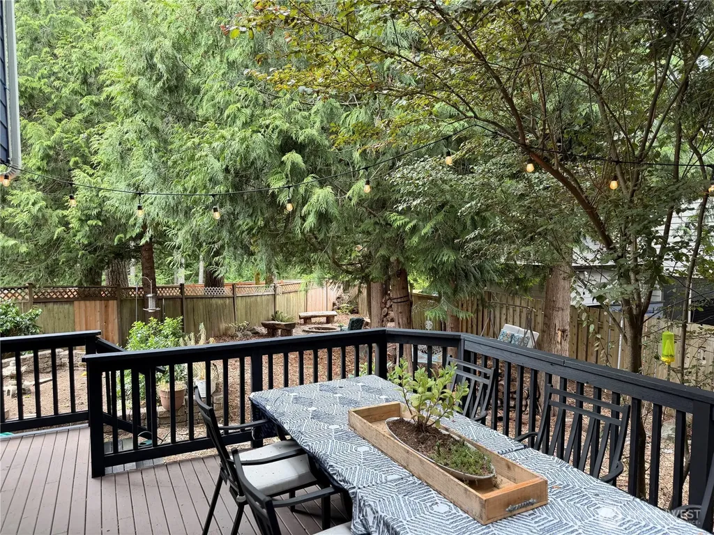 24505 229th Court SE Maple Valley WA 98038