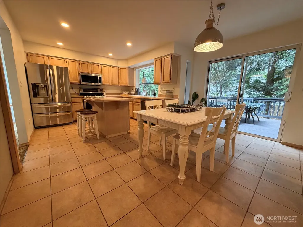 24505 229th Court SE Maple Valley WA 98038