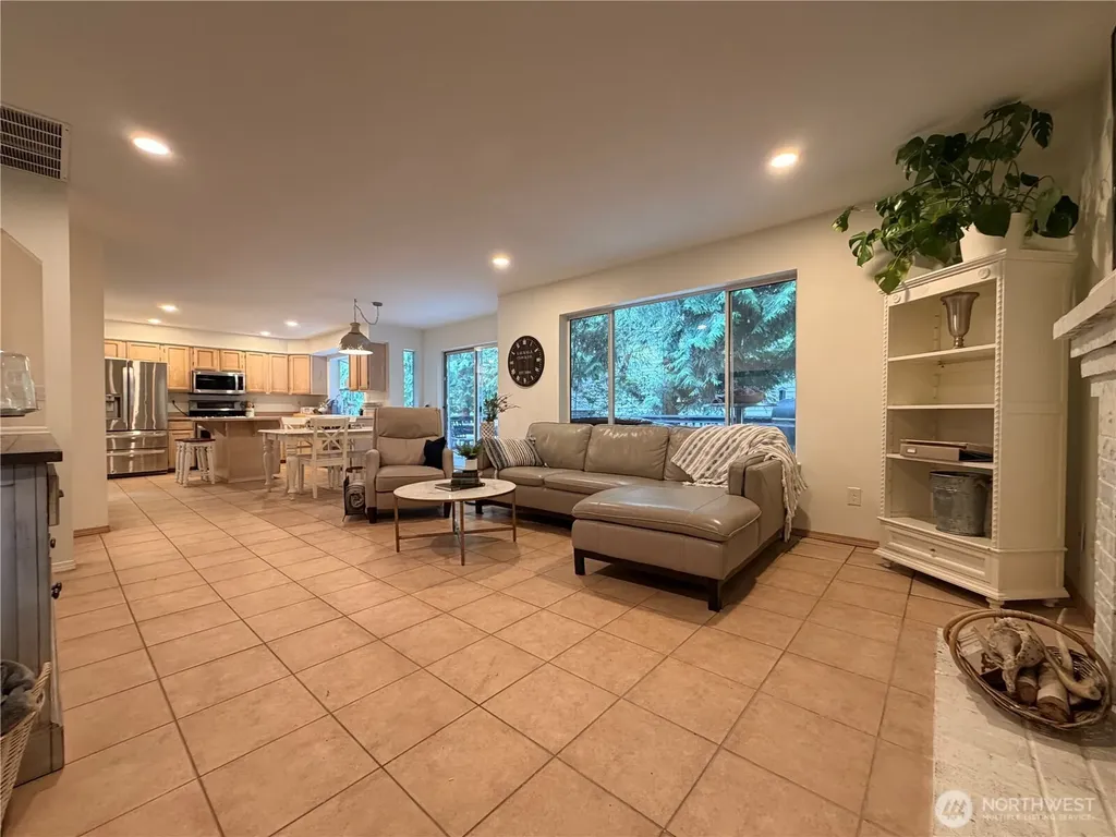 24505 229th Court SE Maple Valley WA 98038