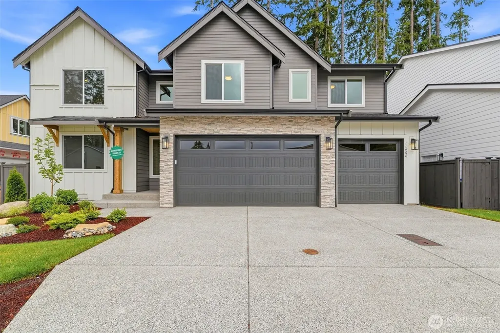 11608 194th Avenue E Bonney Lake WA 98391