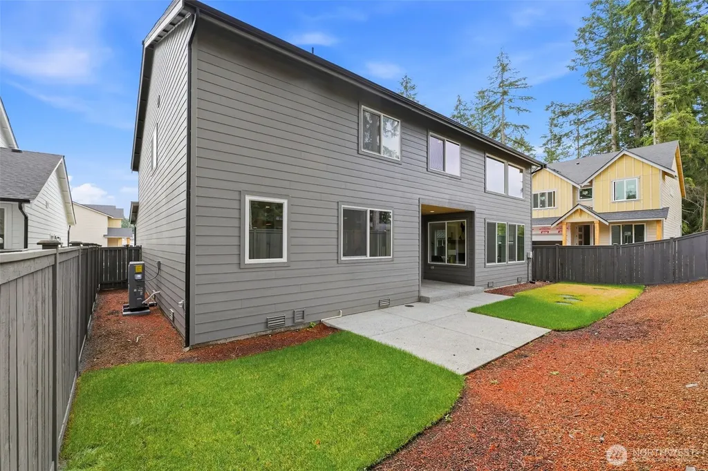 11608 194th Avenue E Bonney Lake WA 98391