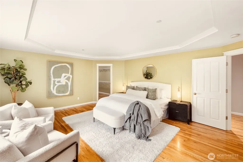 24819 SE 14th Street Sammamish WA 98075