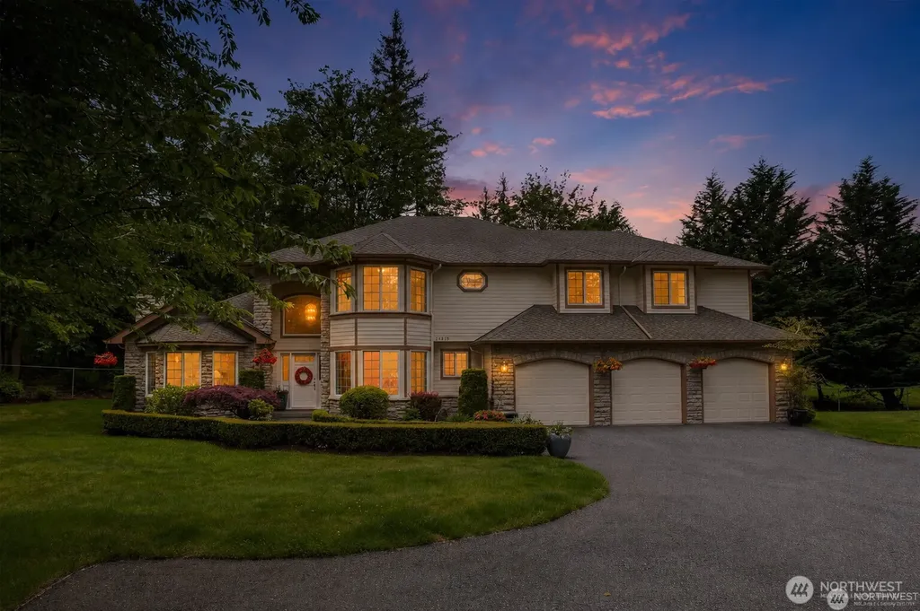 24819 SE 14th Street Sammamish WA 98075