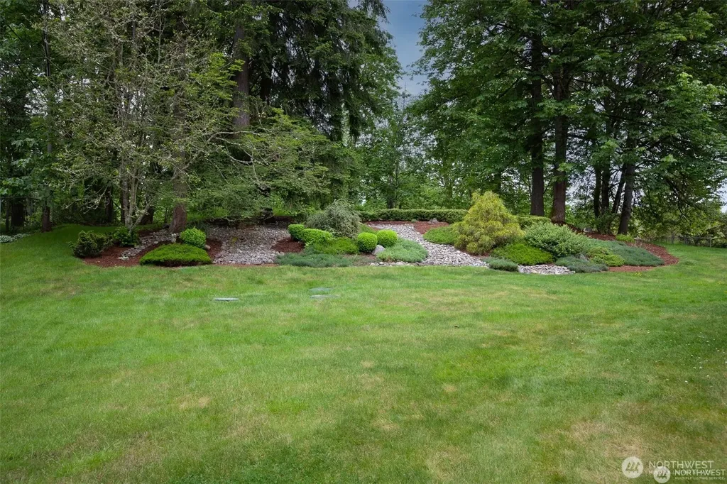 24819 SE 14th Street Sammamish WA 98075