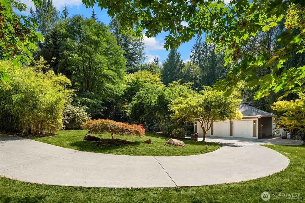 6519 214th Avenue NE Redmond WA 98053