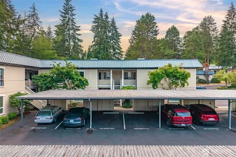 10221 NE 16th Street Bellevue WA 98004