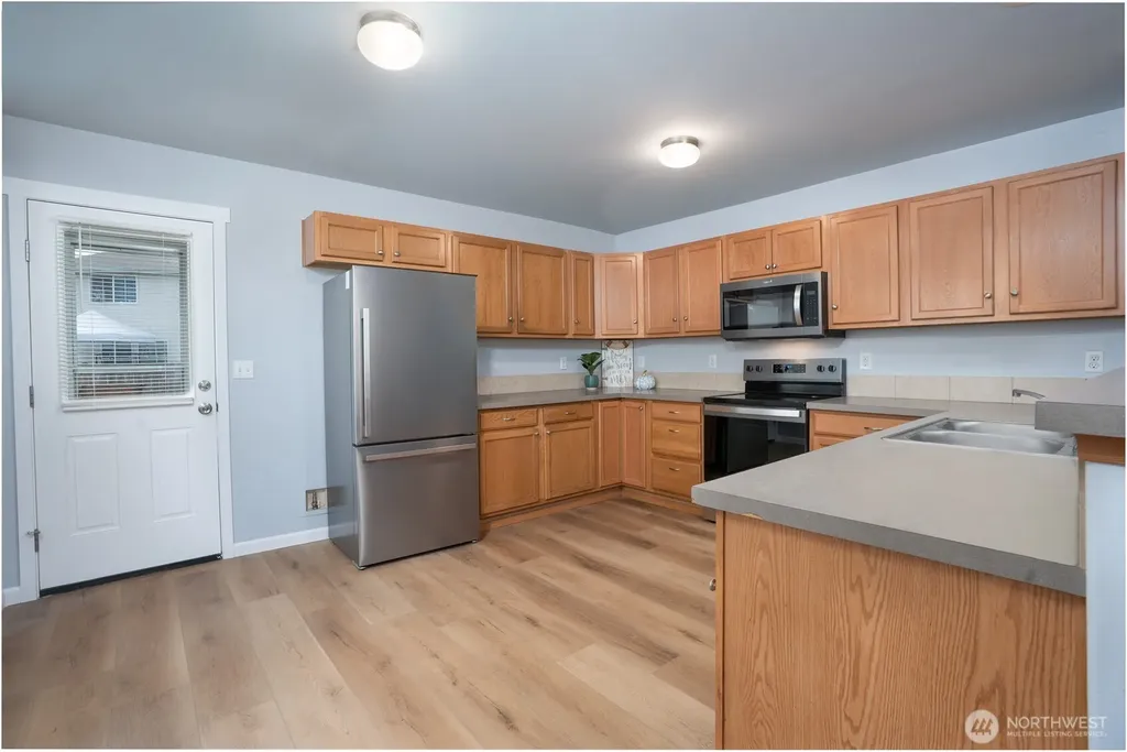17821 36th Avenue E Tacoma WA 98446