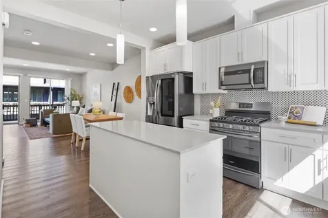 6861 NE 170th Street Kenmore WA 98028