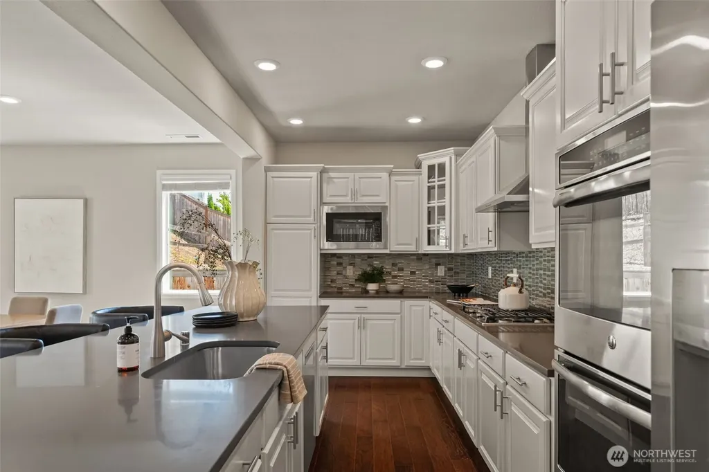 21221 41st Avenue SE Bothell WA 98021