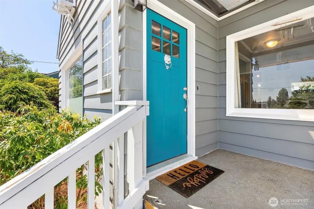 2425 N Wycoff Avenue Bremerton WA 98312