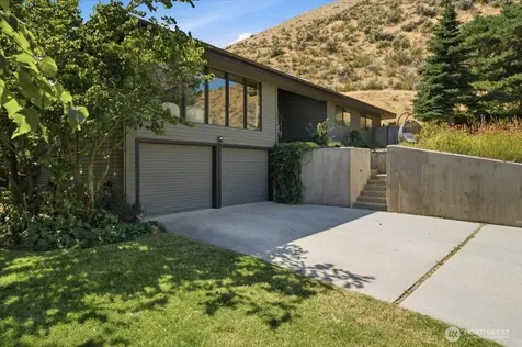 1030 Canyonside Road Wenatchee WA 98801
