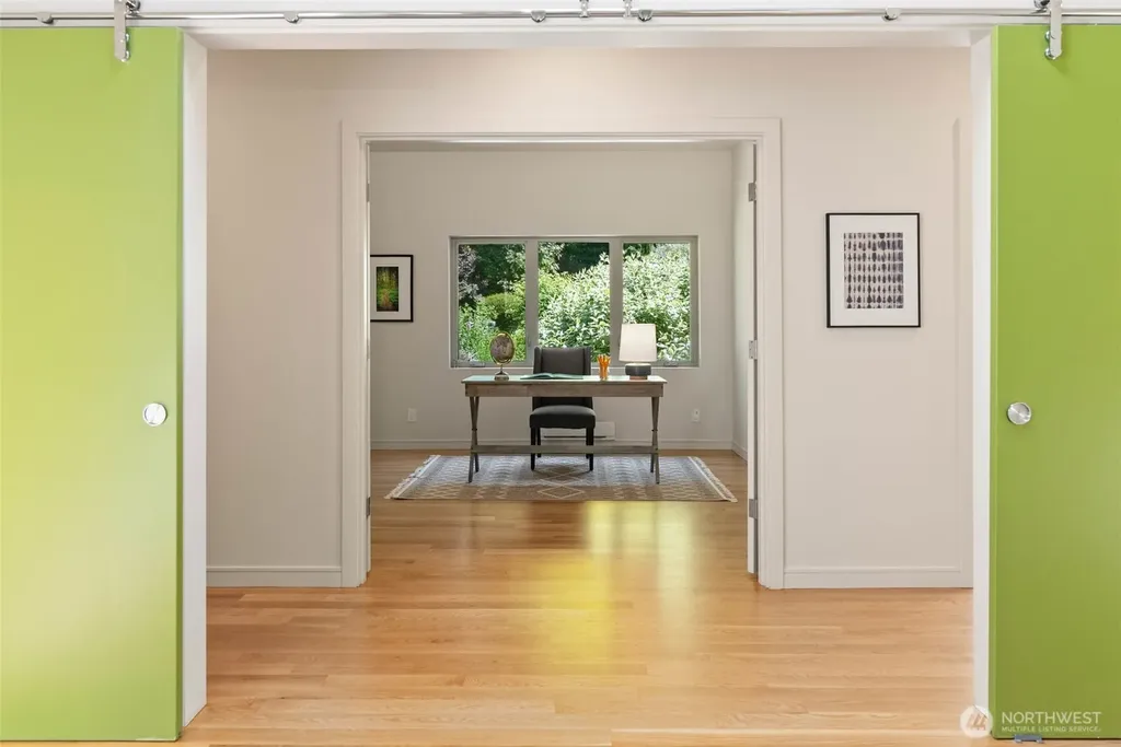 13123 Phelps Road NE Bainbridge Island WA 98110