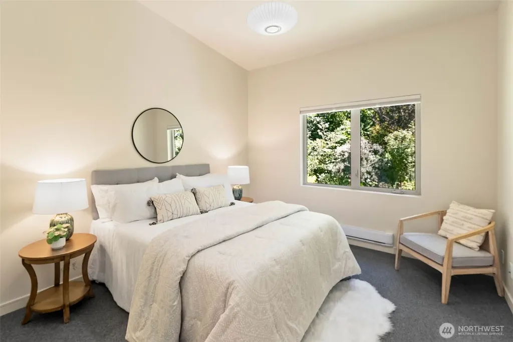 13123 Phelps Road NE Bainbridge Island WA 98110