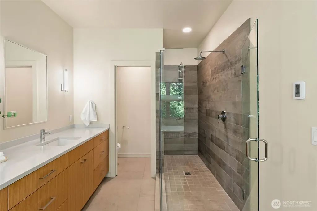 13123 Phelps Road NE Bainbridge Island WA 98110