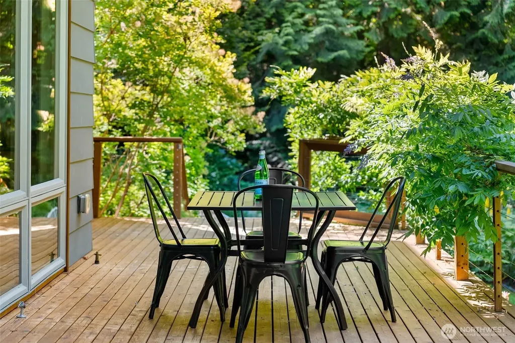 13123 Phelps Road NE Bainbridge Island WA 98110