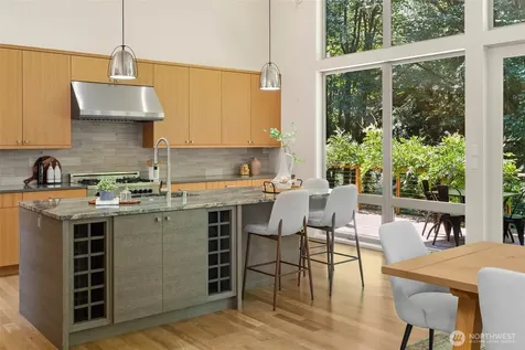 13123 Phelps Road NE Bainbridge Island WA 98110