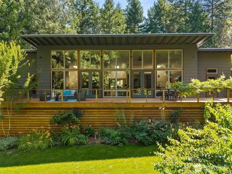 13123 Phelps Road NE Bainbridge Island WA 98110