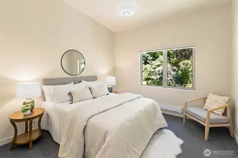 13123 Phelps Road NE Bainbridge Island WA 98110