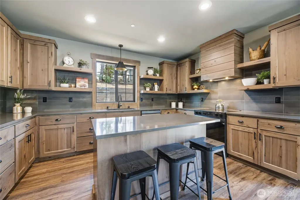 7513 182nd Ave E Bonney Lake WA 98391