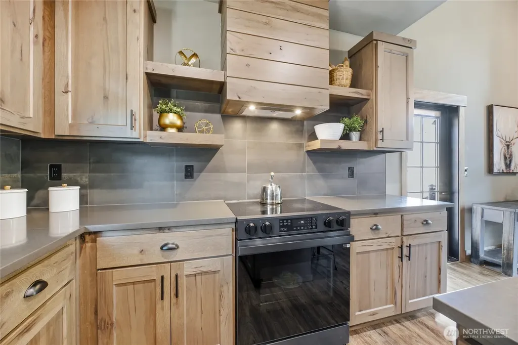 7513 182nd Ave E Bonney Lake WA 98391