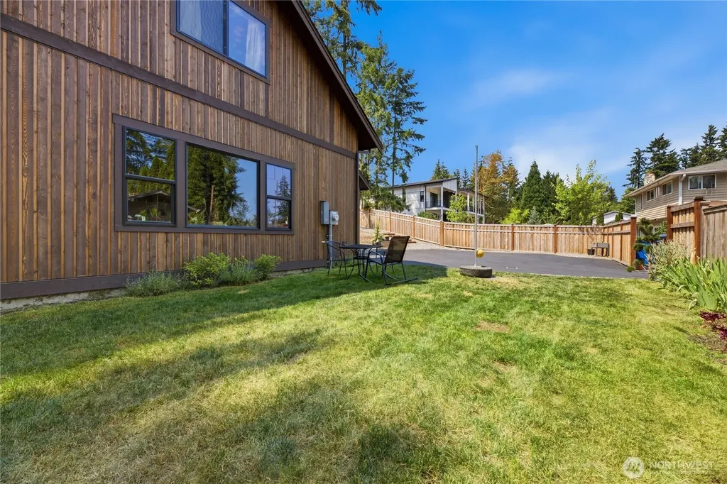 7513 182nd Ave E Bonney Lake WA 98391