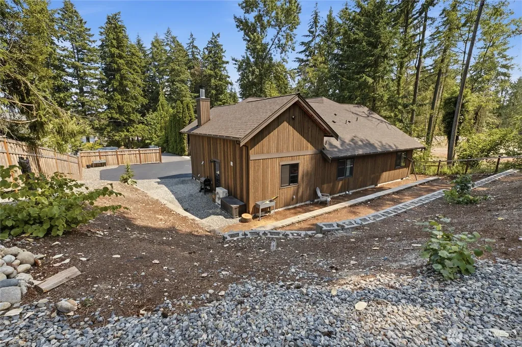 7513 182nd Ave E Bonney Lake WA 98391