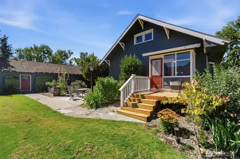 106 7th Street Prosser WA 99350