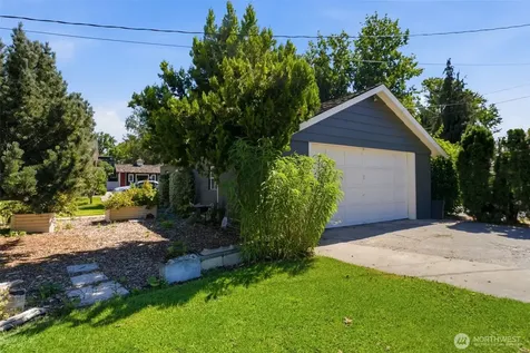 106 7th Street Prosser WA 99350