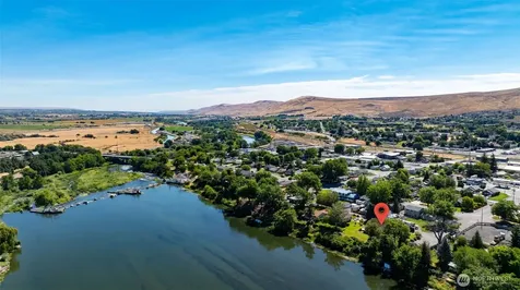 106 7th Street Prosser WA 99350