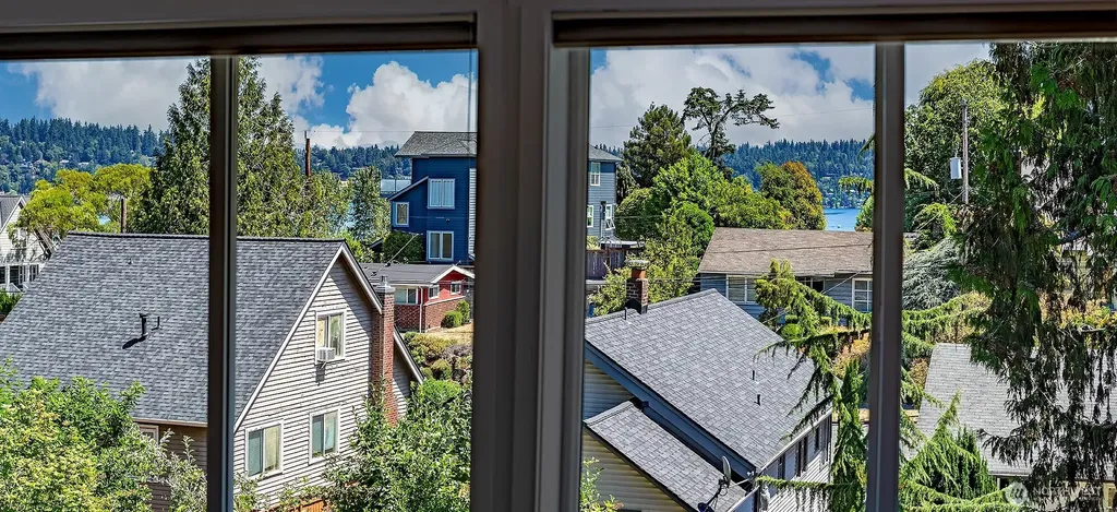 4518 49th Avenue S Seattle WA 98118