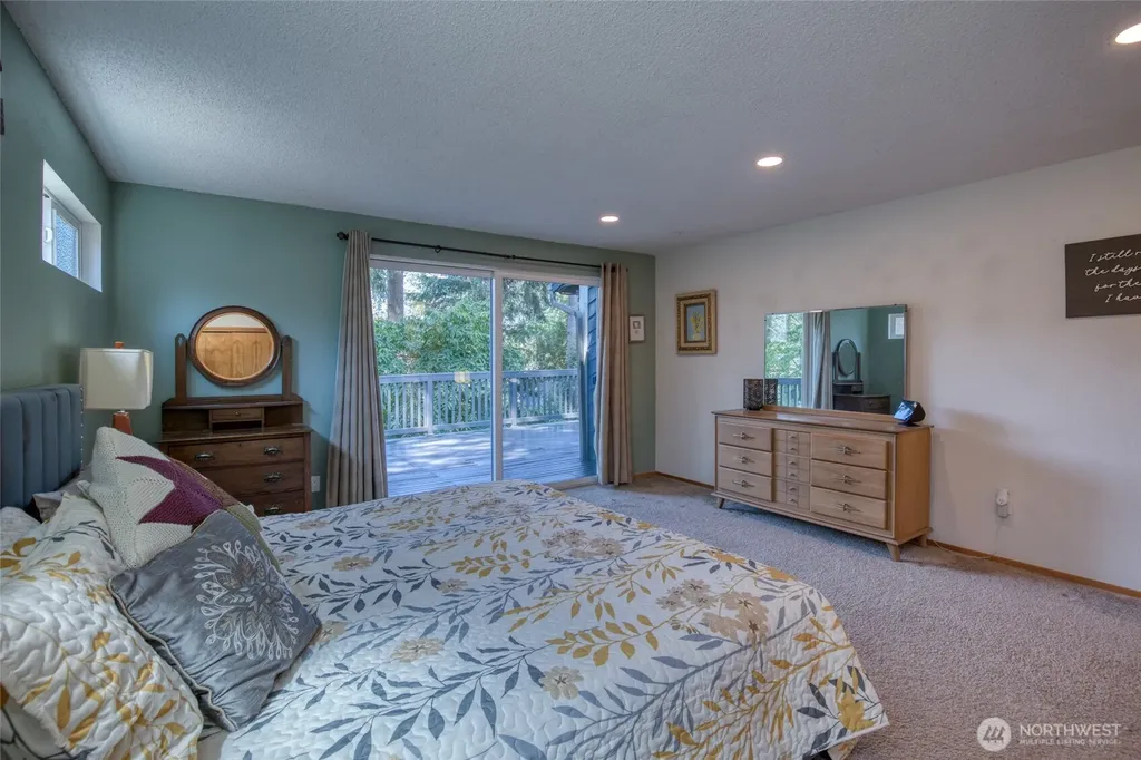 3530 71st Avenue W University Place WA 98466