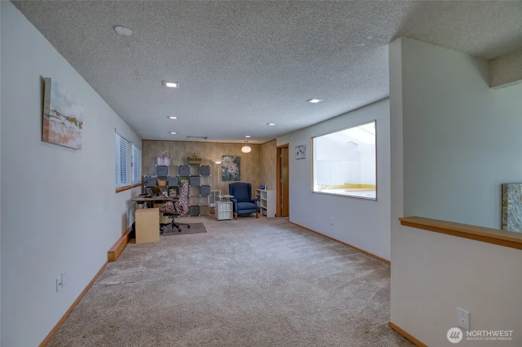3530 71st Avenue W University Place WA 98466