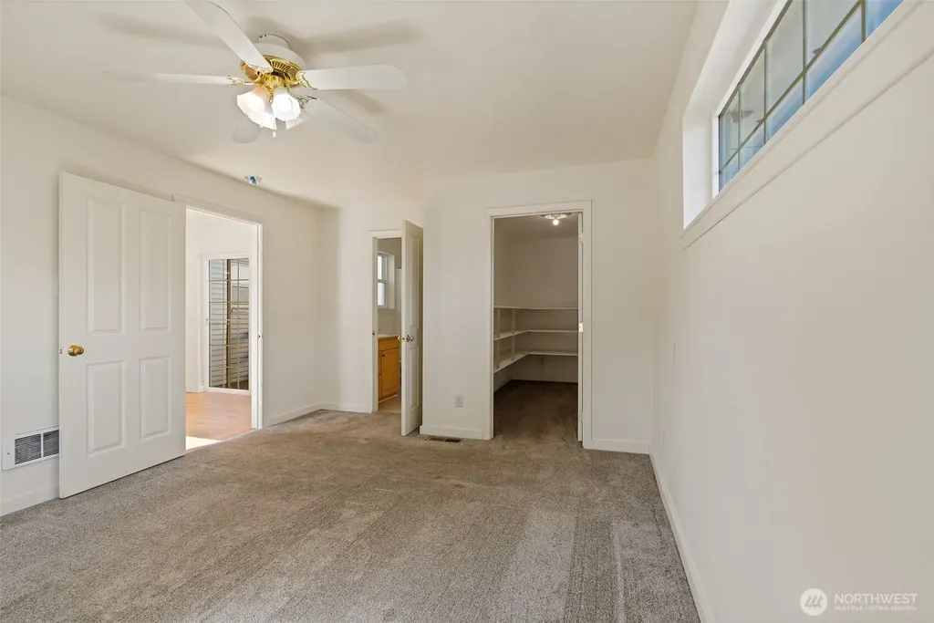 203 S Sprague Street Ellensburg WA 98926