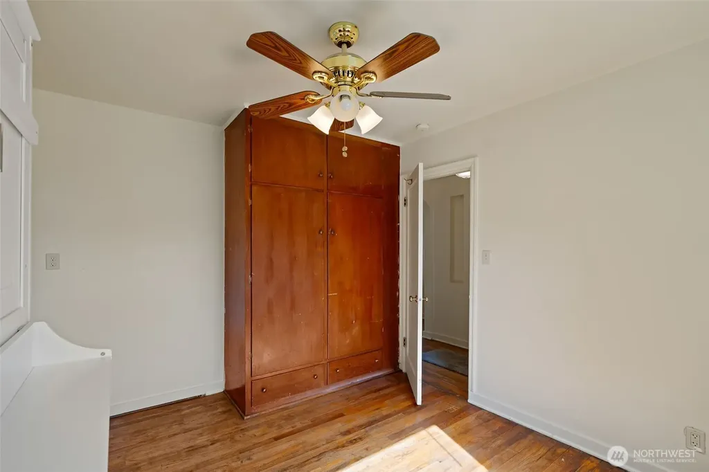 203 S Sprague Street Ellensburg WA 98926