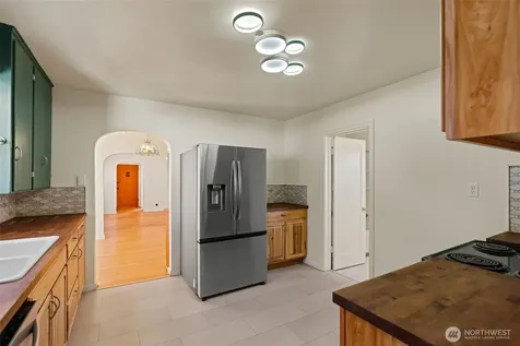 203 S Sprague Street Ellensburg WA 98926