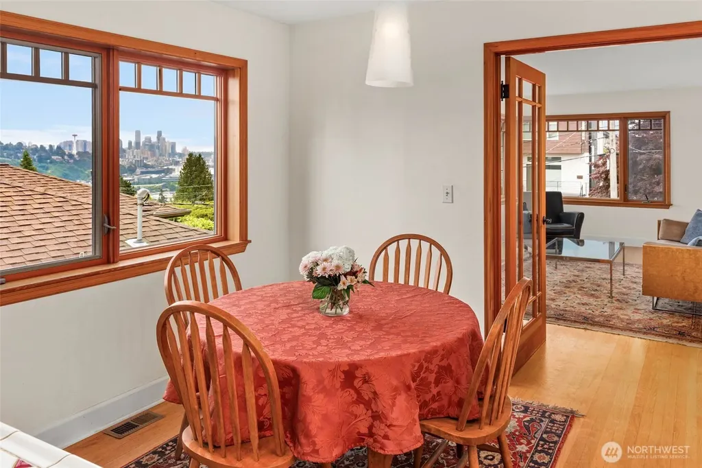 2626 W Boston Street Seattle WA 98199
